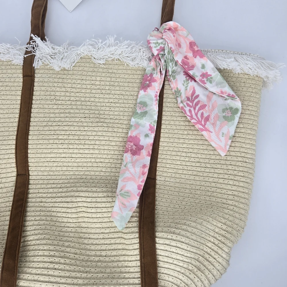 NWT Rachel Zoe Bohemian Woven‎ Raffia Fringe beach Tote Bag Tan Pink Floral bow